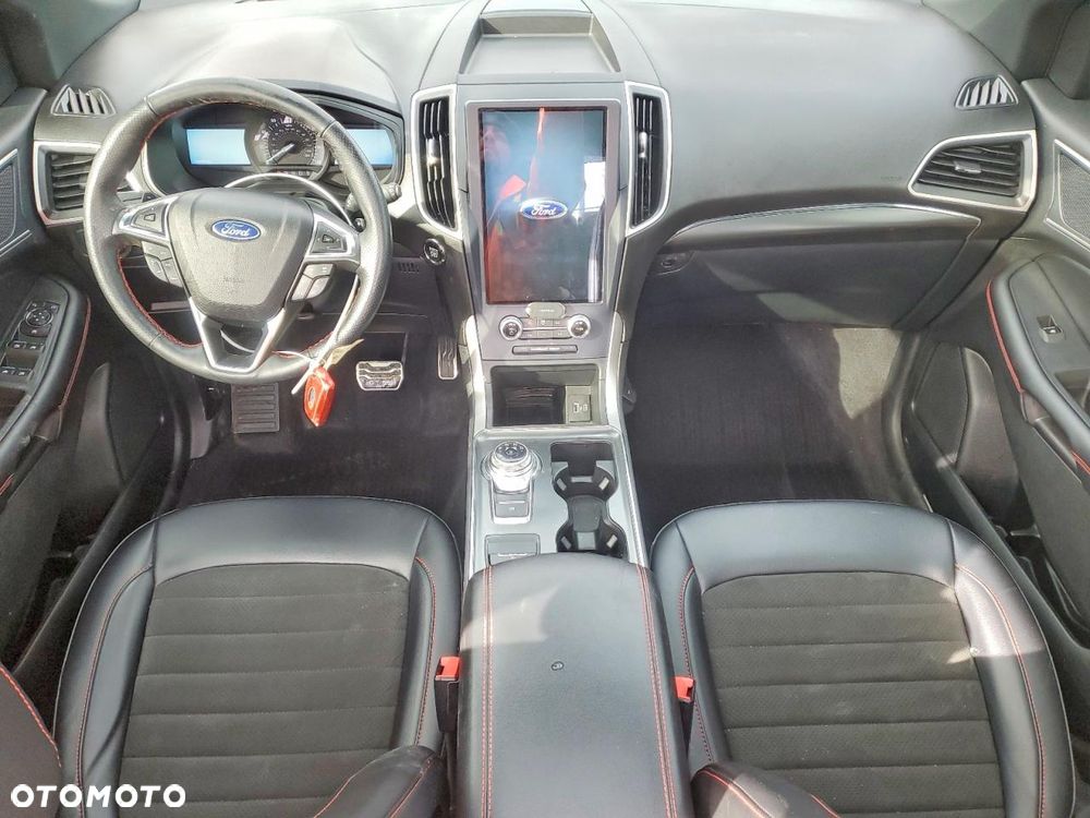Ford Edge - 10