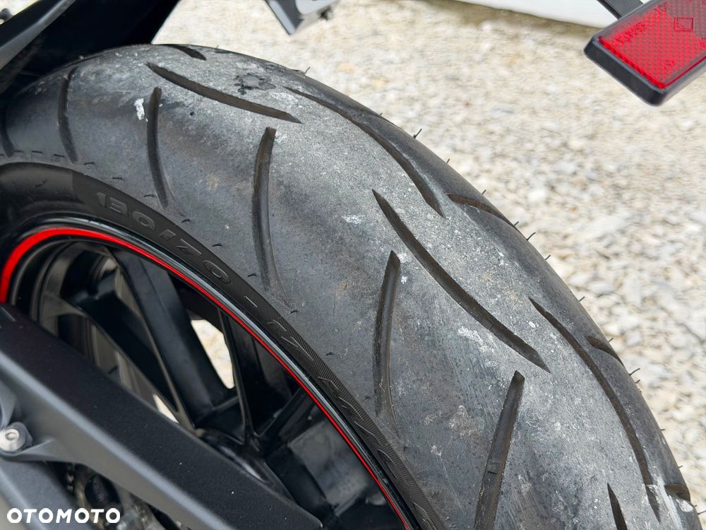 Yamaha MT - 9