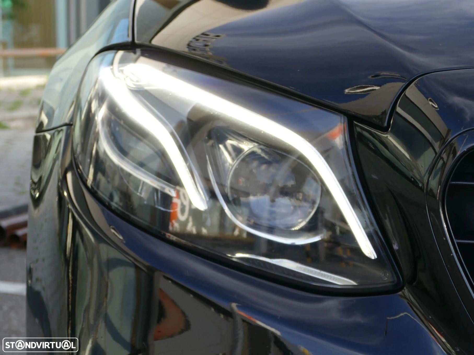 Mercedes-Benz E 220 d AMG Line - 12