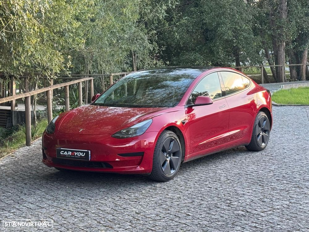 Tesla Model 3 - 10