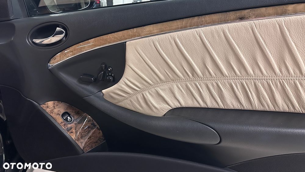 Mercedes-Benz CLK 350 7G-TRONIC Avantgarde - 31