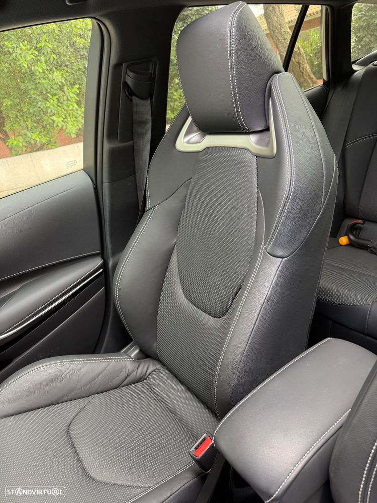 Toyota Corolla Touring Sports 1.8 Hybrid Exclusive - 12