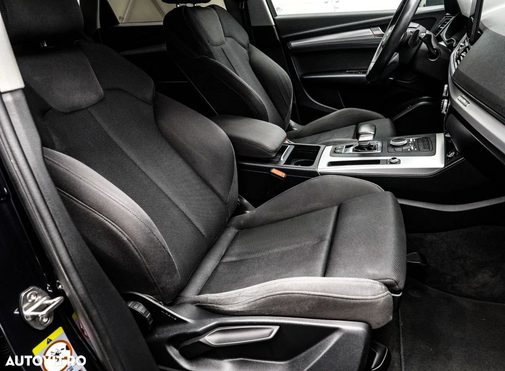 Audi Q5 2.0 40 TDI quattro S tronic Design - 14