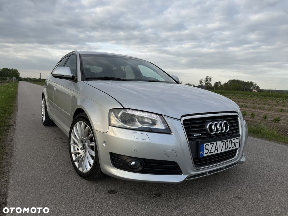 Audi A3 Sportback - 1