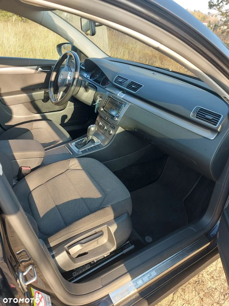 Volkswagen Passat Variant - 16