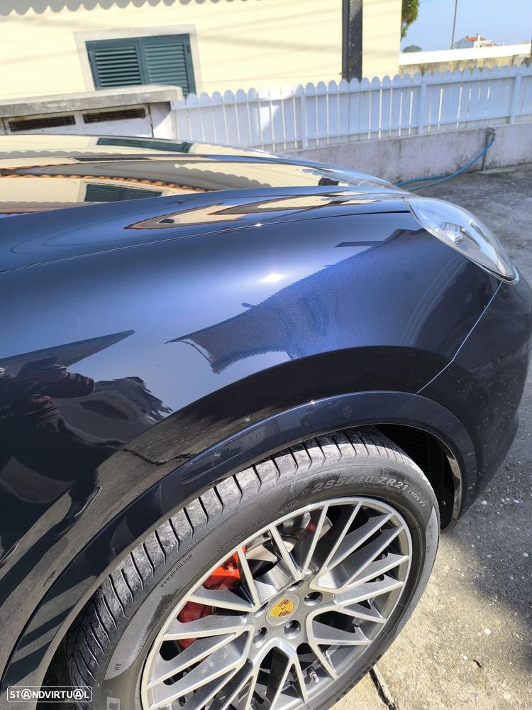 Porsche Cayenne E-Hybrid - 6