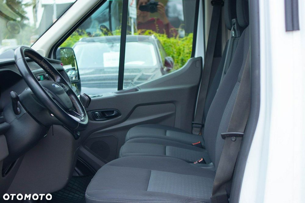 Ford Transit - 14