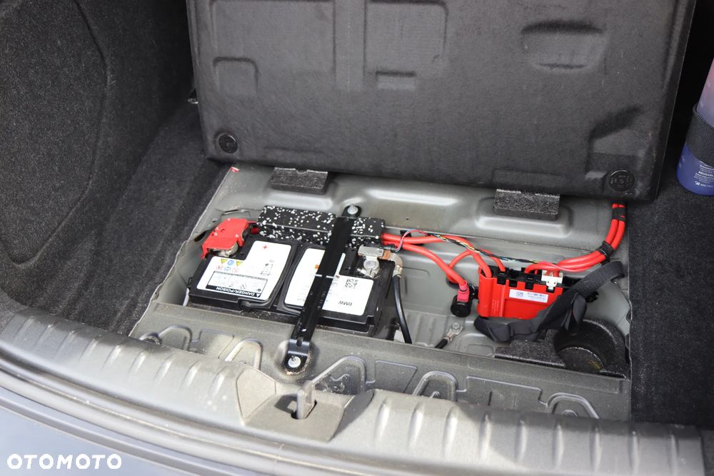 BMW Seria 1 114i - 38
