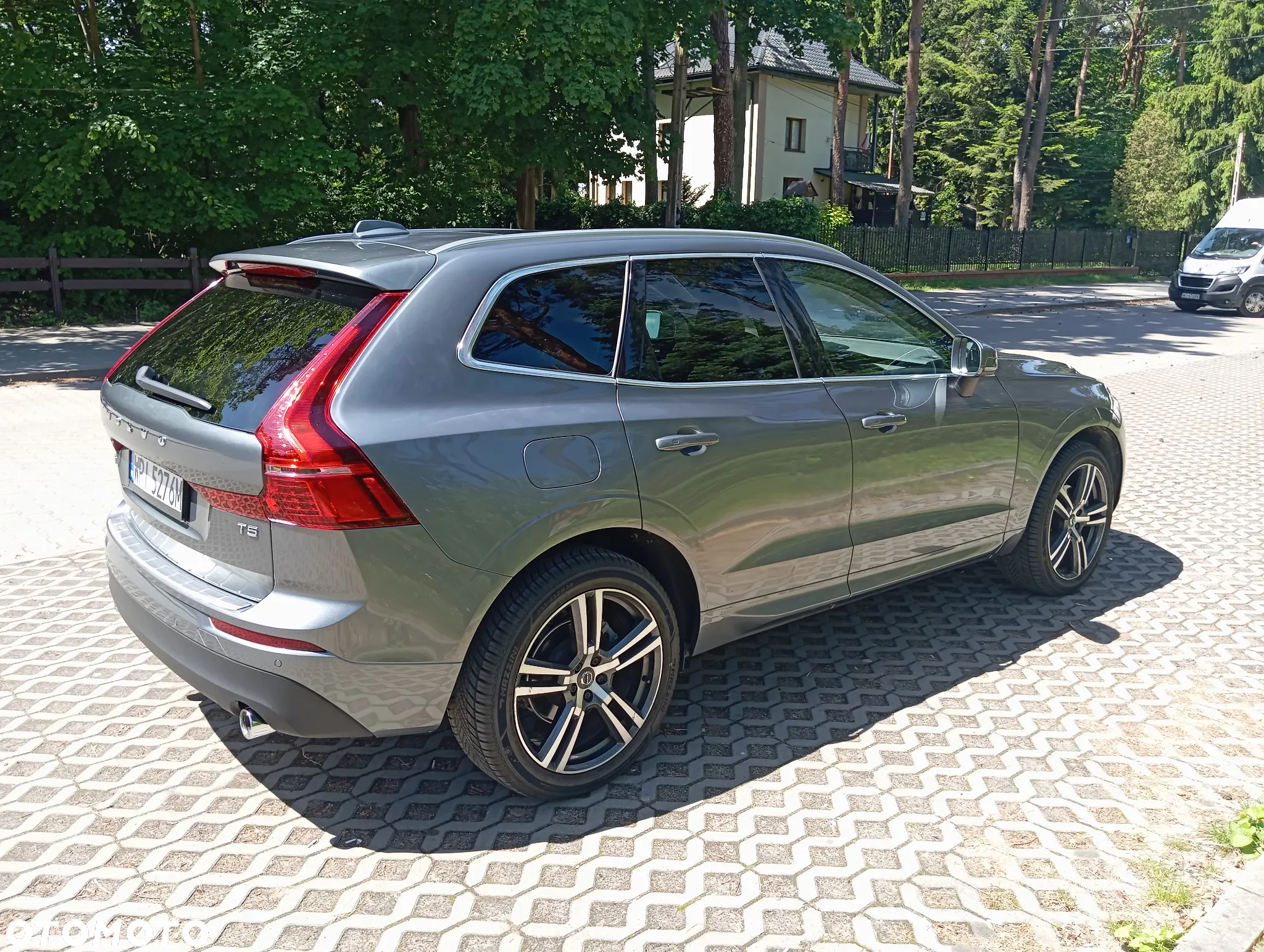 Volvo XC 60 T5 Momentum - 16