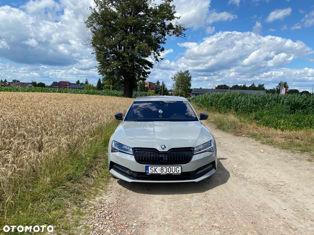 Skoda Superb 2.0 TDI SCR Sportline DSG - 1