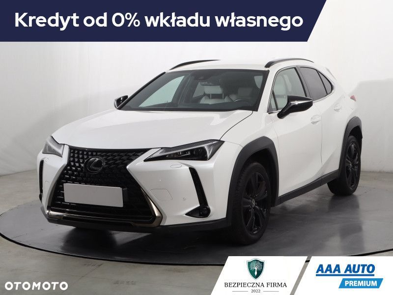 Lexus UX - 3