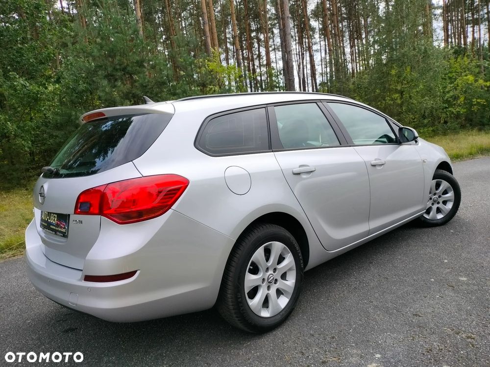 Opel Astra 1.7 CDTI DPF NAVI - 14