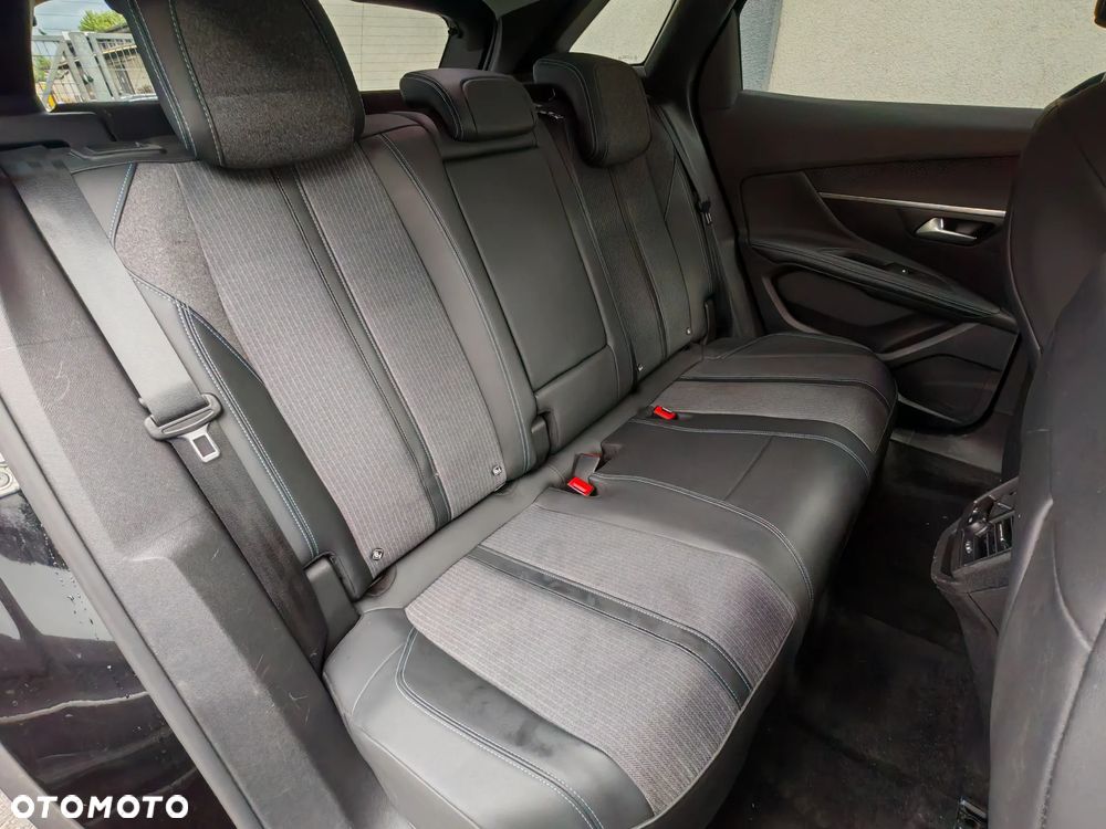 Peugeot 3008 - 22