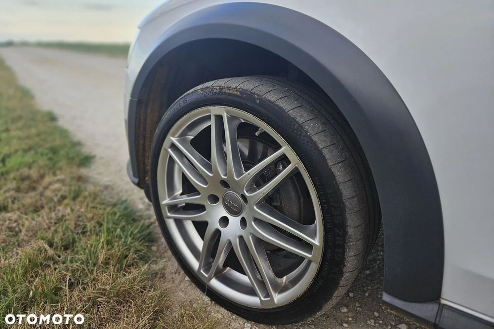 Audi A4 Allroad - 16