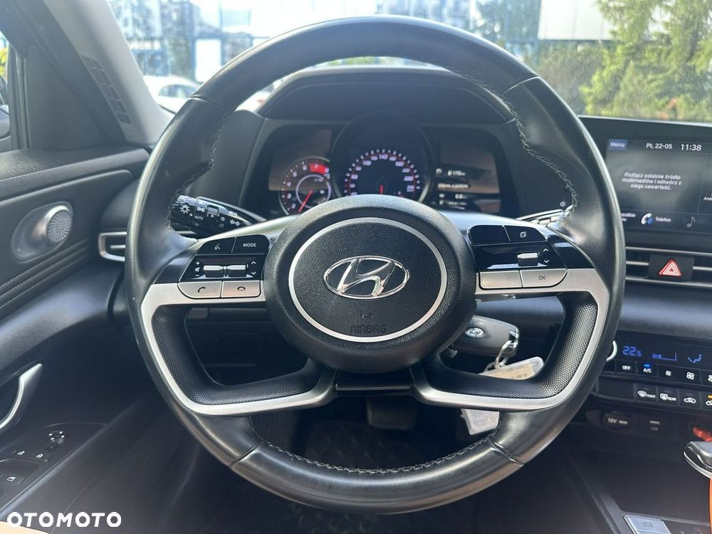 Hyundai Elantra - 19