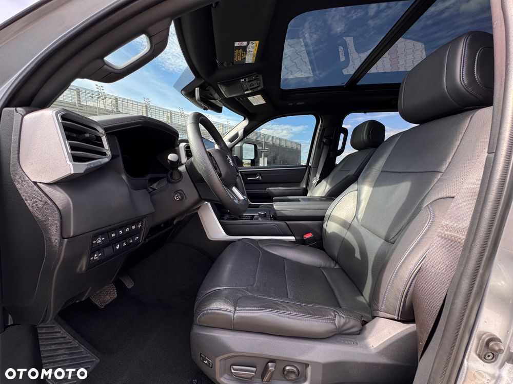Toyota Tundra - 28