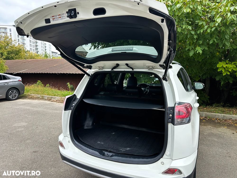 Toyota RAV4 2.5 4x2 Hybrid Style Selection - 13