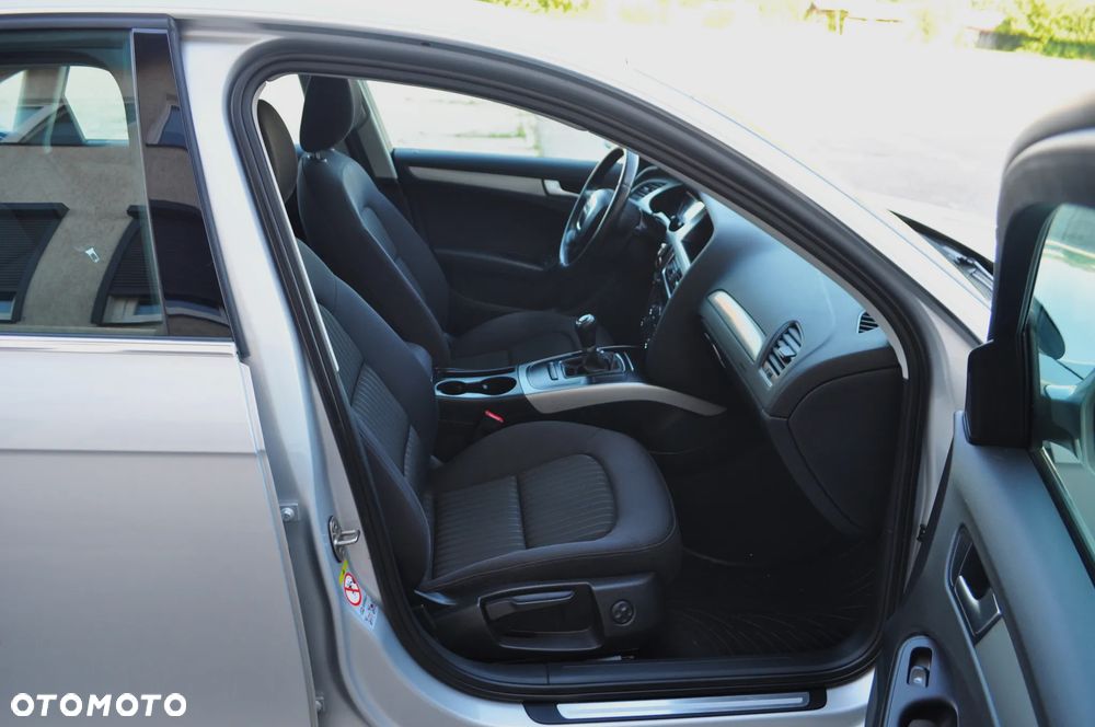 Audi A4 Limousine 1.8 TFSI Attraction - 24