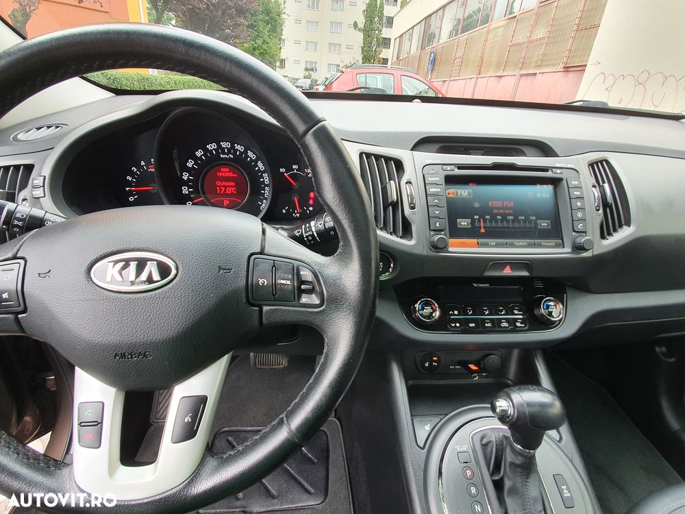 Kia Sportage 2,0 CRDI AWD Aut. Spirit - 10