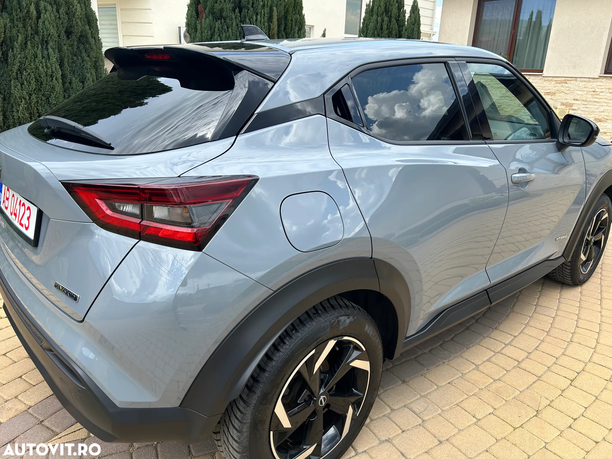 Nissan Juke 1.6 Hybrid 4AMT N-Connecta - 11