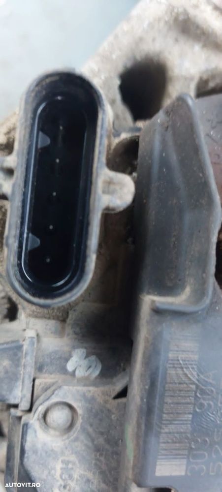 Alternator 24v,90A, autobuz Otokar,motor Cummins cod 5259578 - 3