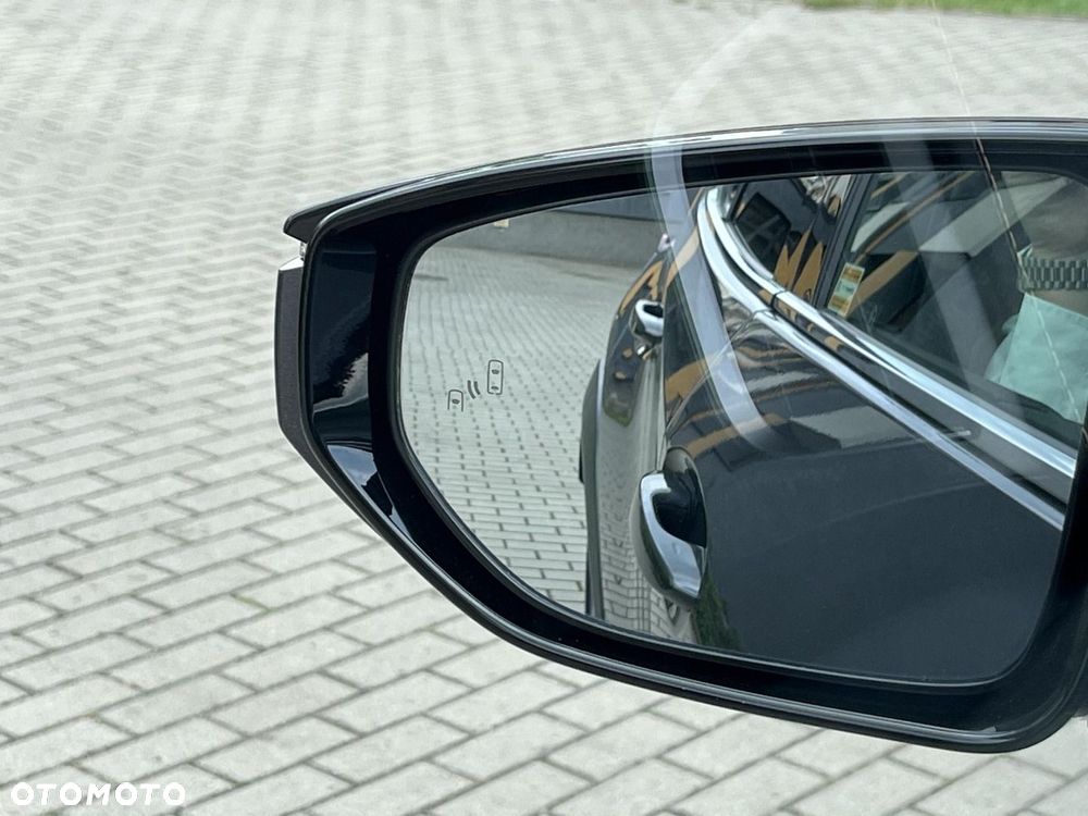 Lexus UX 250h GPF Business 2WD - 21