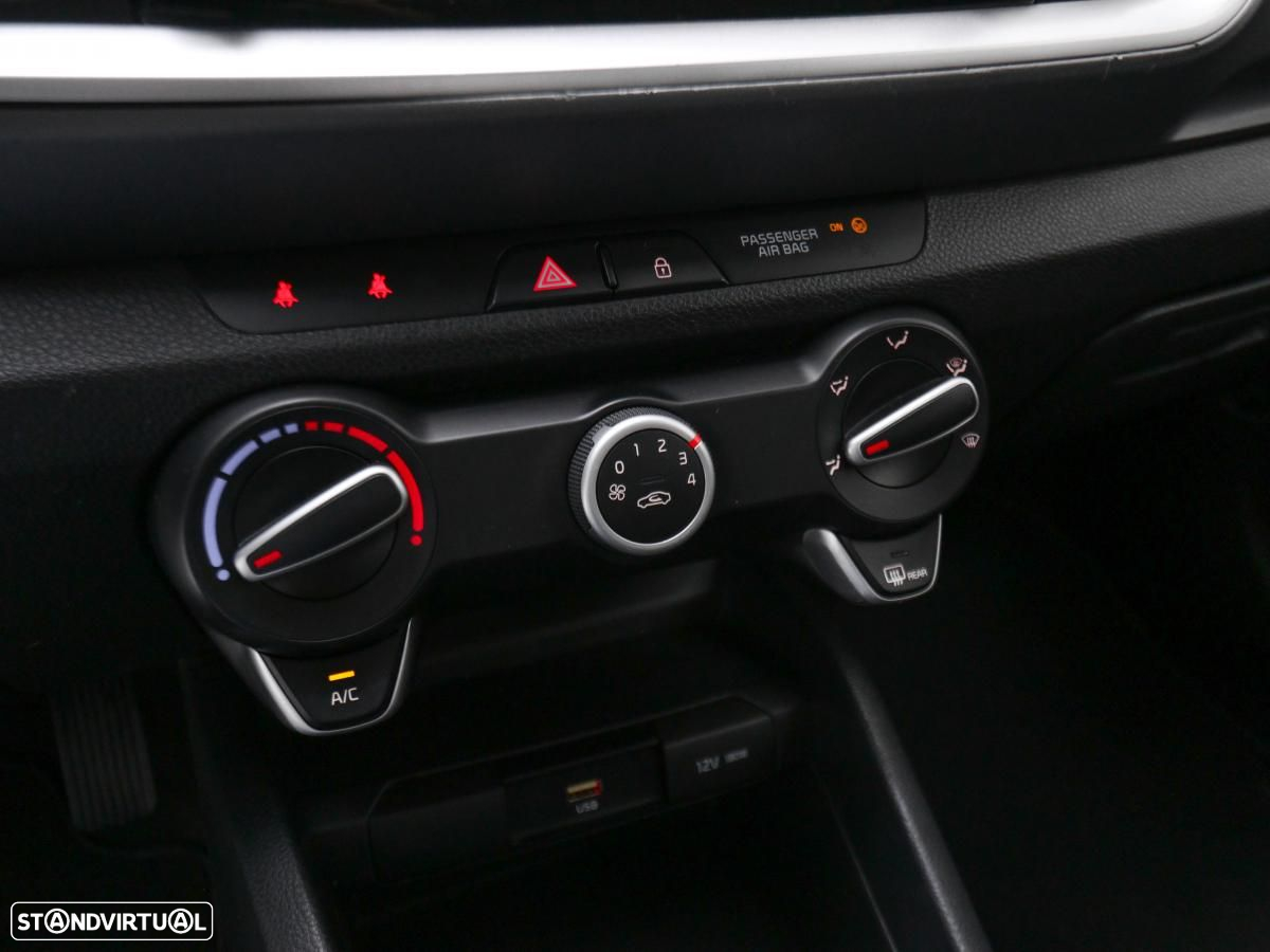 Kia Stonic 1.0 T-GDI Urban - 19
