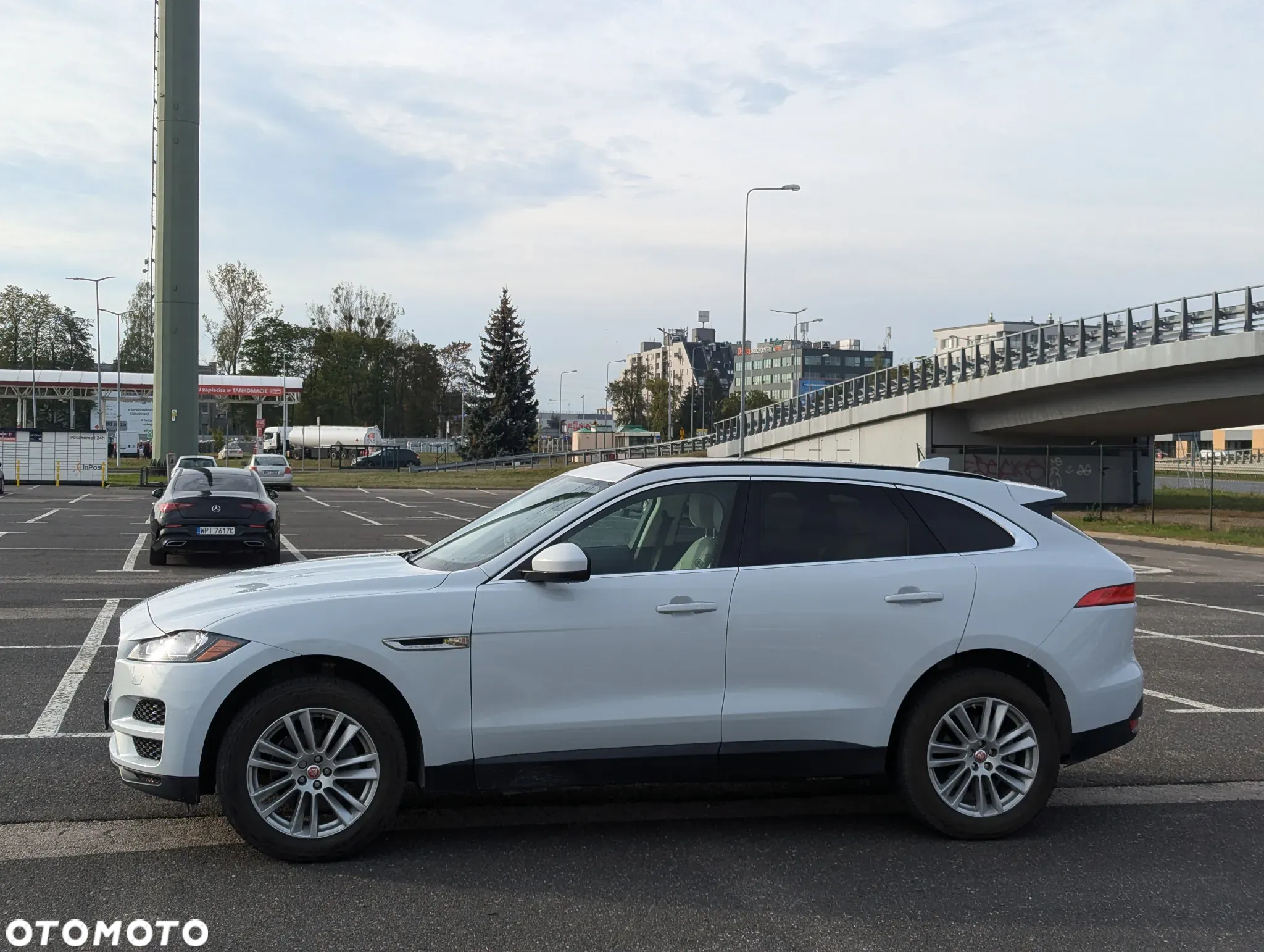 Jaguar F-Pace 2.0 i4D AWD Prestige - 2