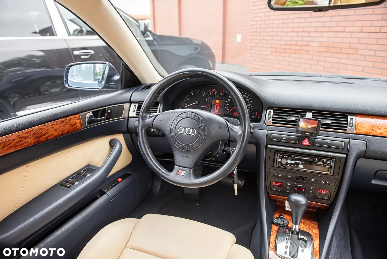 Audi A6 Avant 4.2 quattro - 24