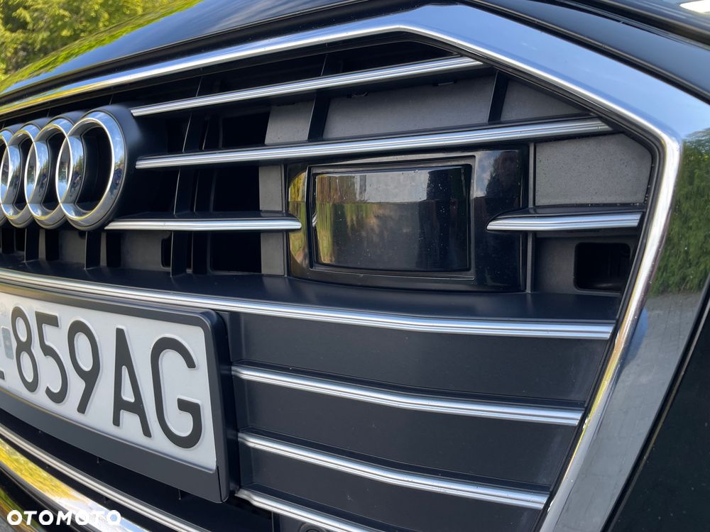 Audi A6 Avant 40 TDI quattro S tronic S line - 33