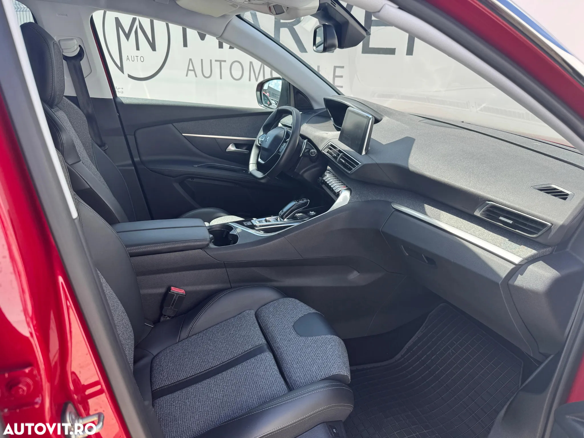 Peugeot 3008 1.5 BlueHDI 130 S&S EAT8 Allure - 9