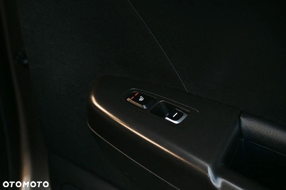 Kia Sportage 1.6 T-GDI Business Line 4WD DCT - 24