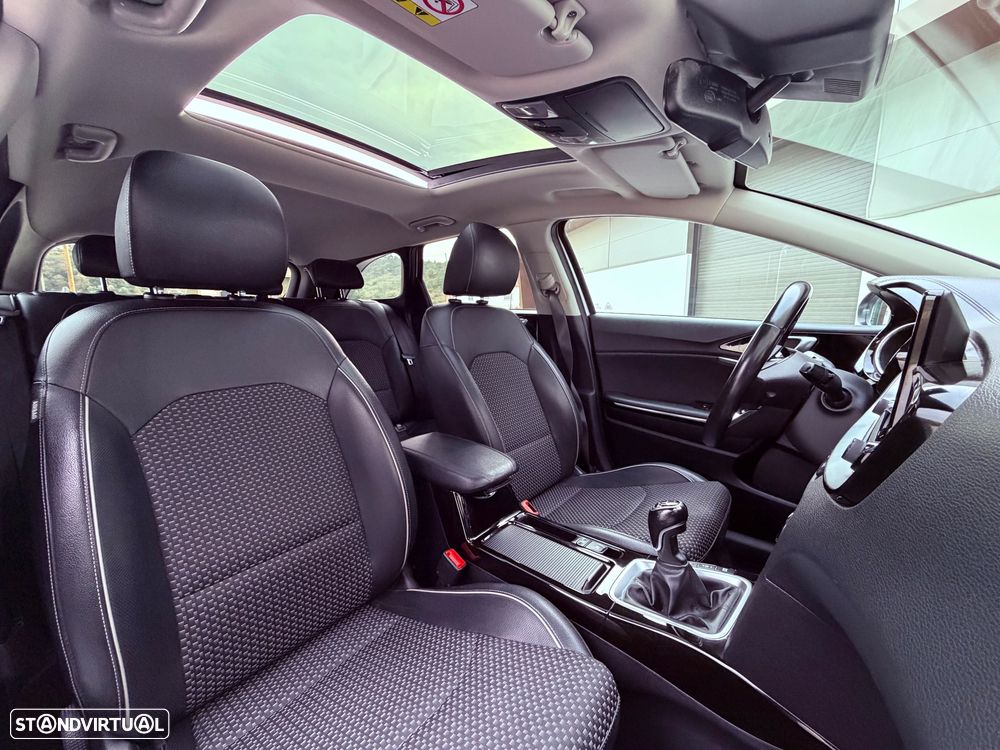 Kia Ceed SW 1.6 CRDi MHEV Drive - 25