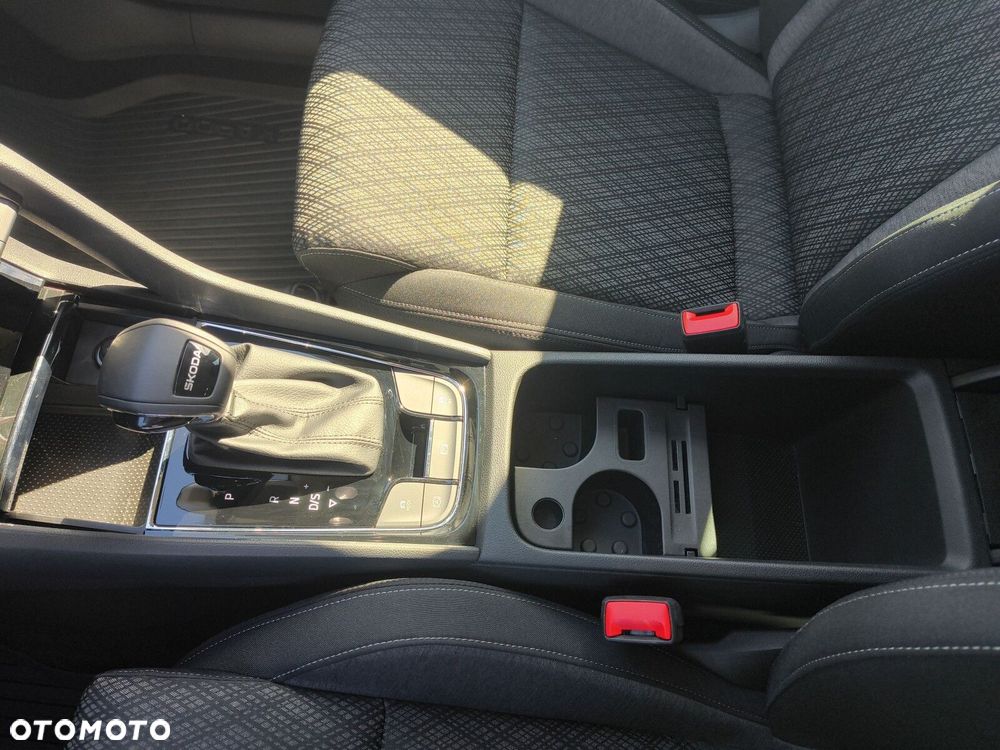 Skoda Karoq 1.5 TSI ACT Edition 130 DSG - 30