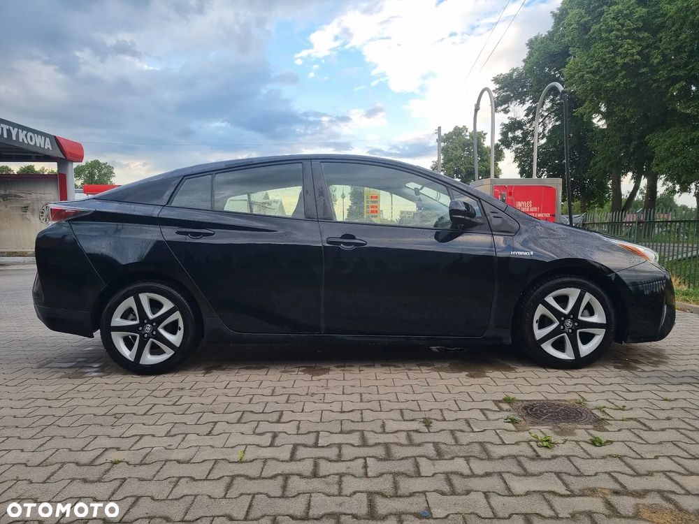 Toyota Prius - 2