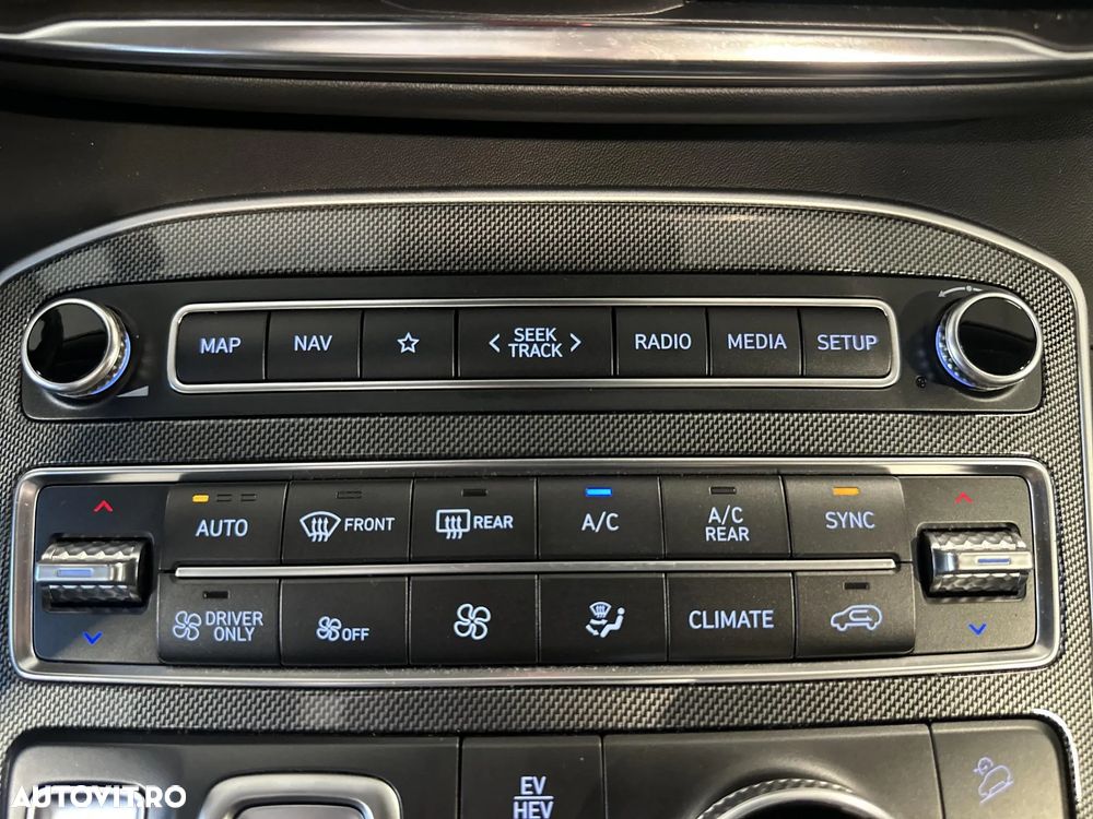 Hyundai Santa Fe - 18