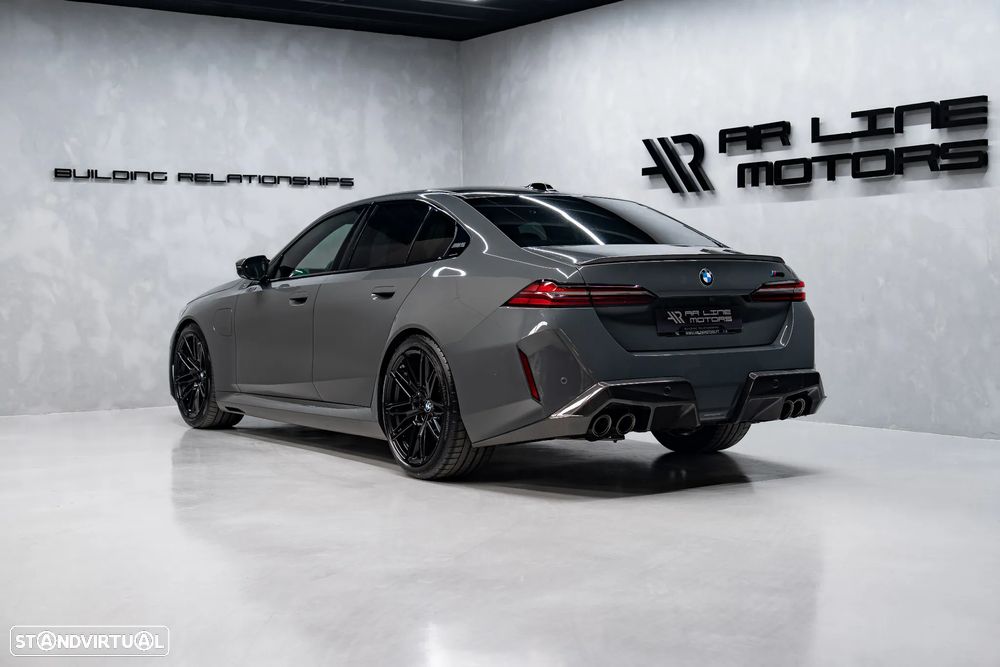 BMW M5 xDrive - 13