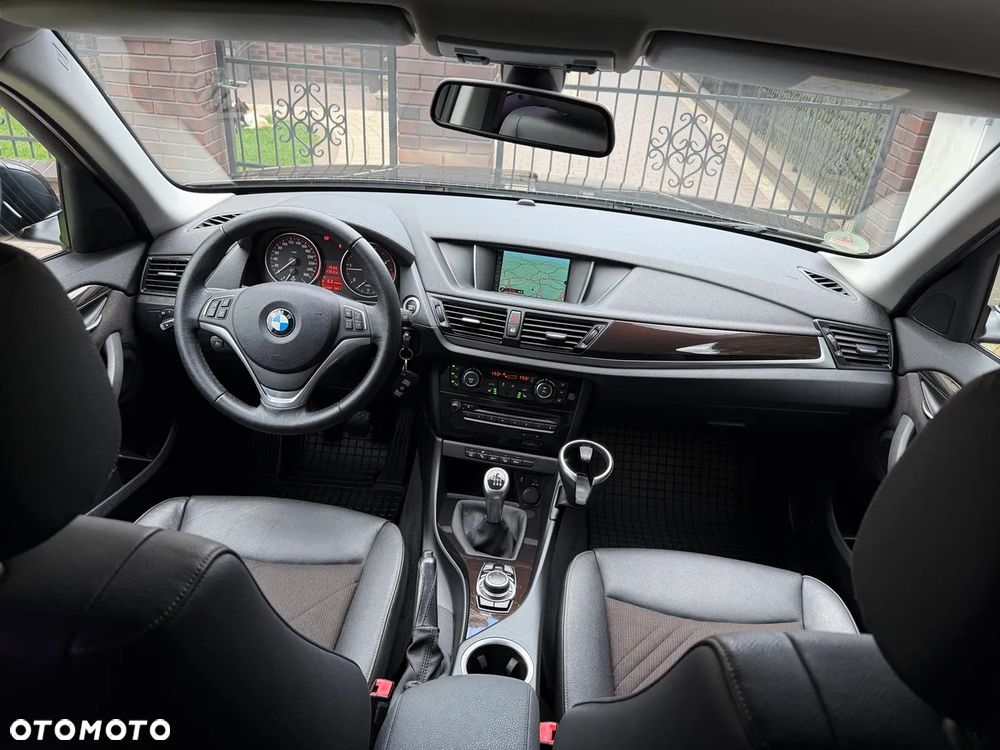 BMW X1 xDrive18d xLine - 5