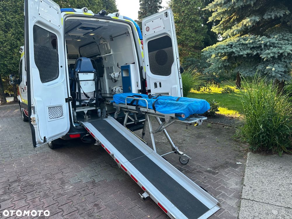Mercedes-Benz Sprinter - 21
