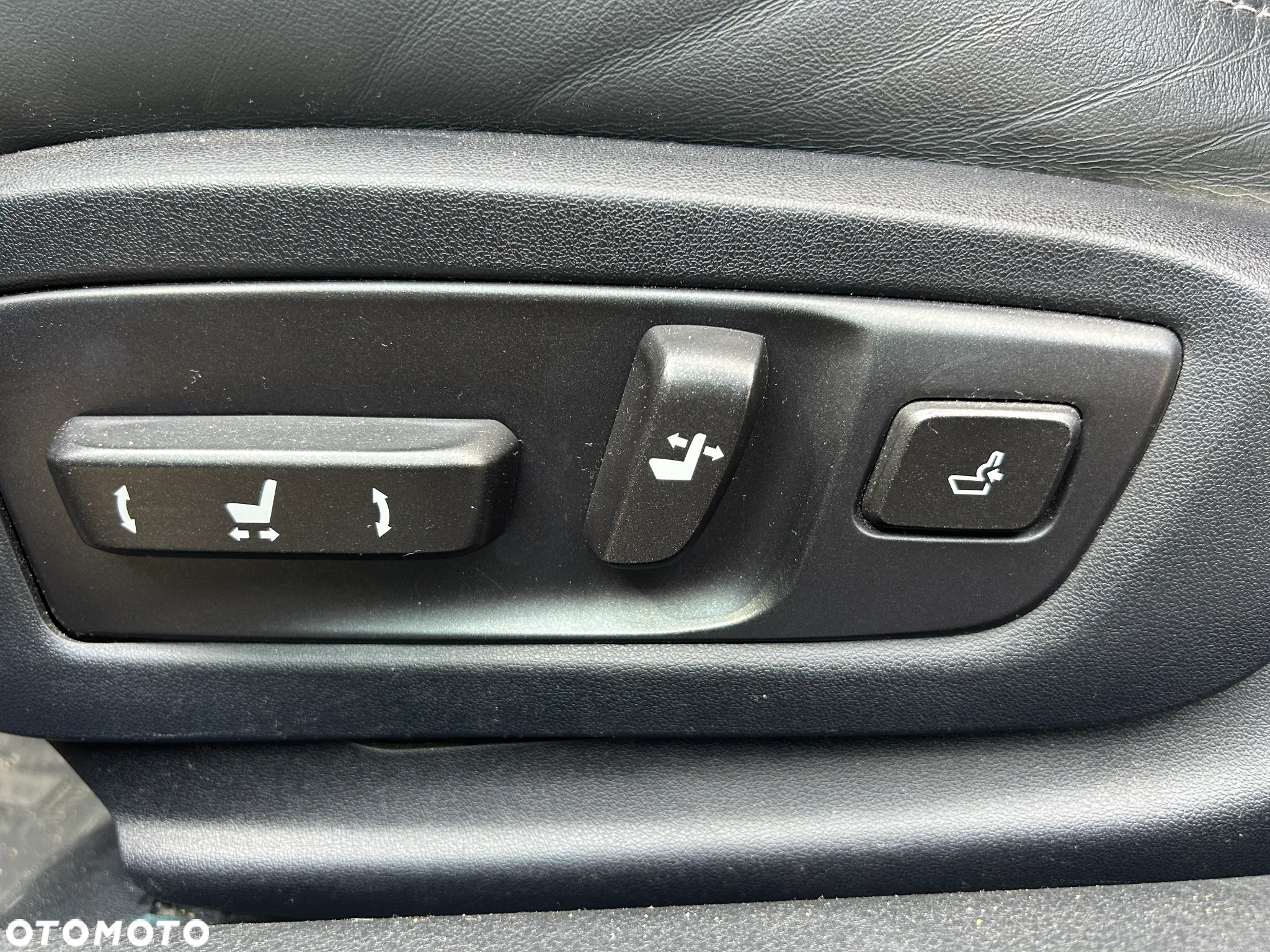 Lexus GS 450h Prestige - 25