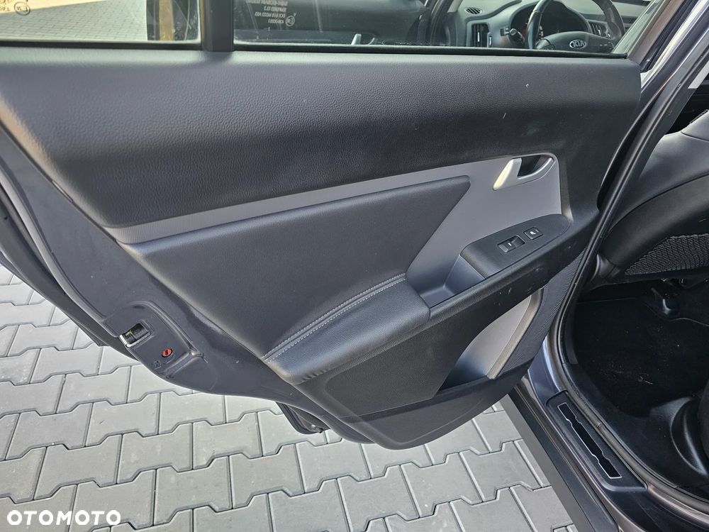 Kia Sportage 1.6 GDI 2WD Vision - 19