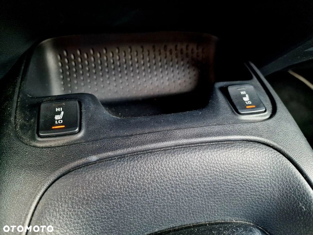 Toyota Corolla 1.8 Business Edition - 29