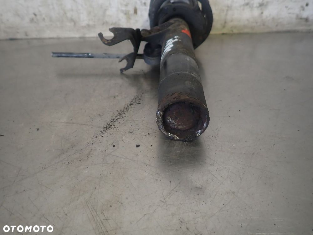 MCPERSON PRAWY PRZEDNI BMW E87 - 4