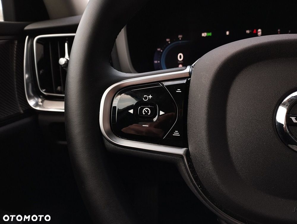 Volvo V60 Cross Country Plus B5 B AWD - 21