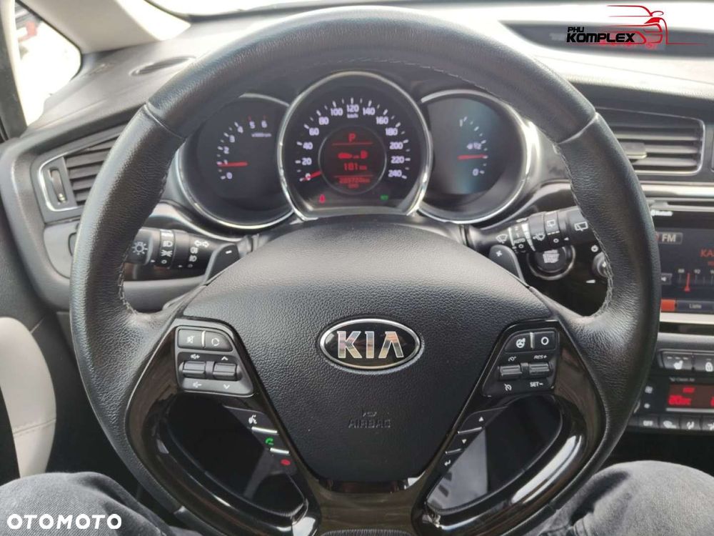 Kia Ceed - 18
