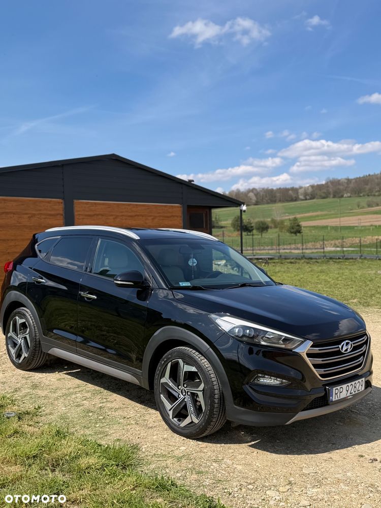 Hyundai Tucson - 1