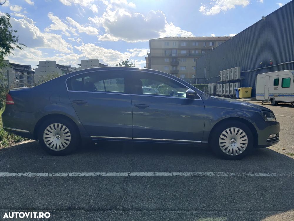 Volkswagen Passat 2.0 TDI BlueMotion Technology Trendline - 11