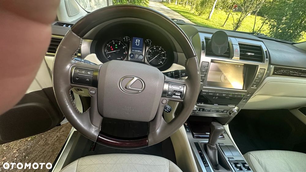 Lexus GX - 33