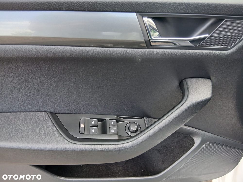 Skoda Superb 1.6 TDI Style - 18