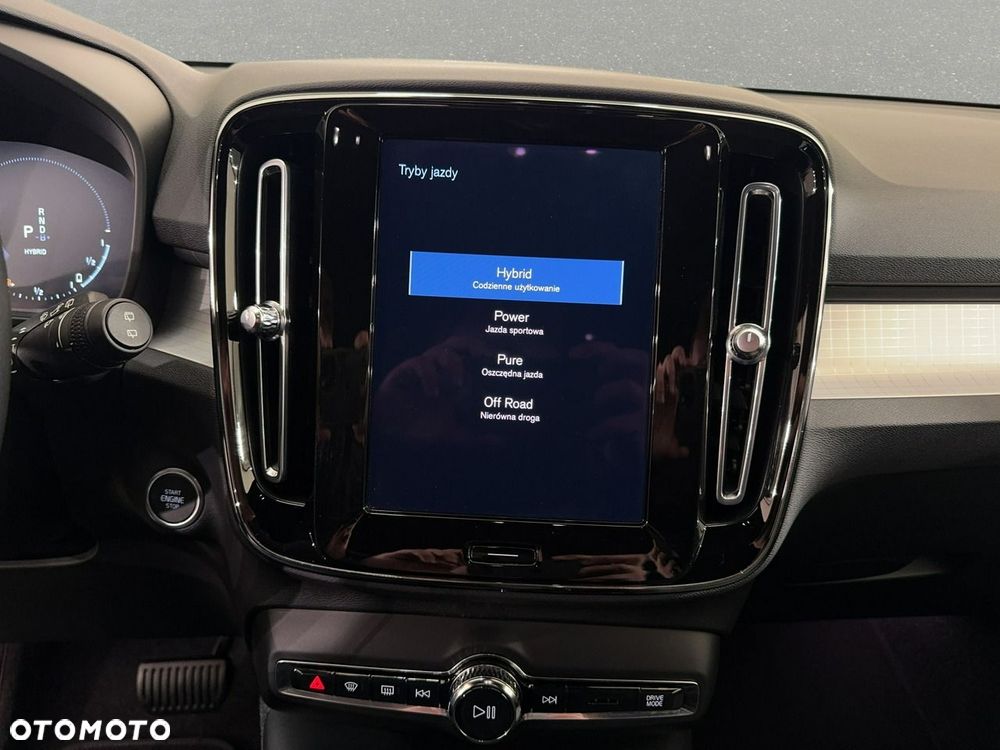 Volvo XC 40 - 27